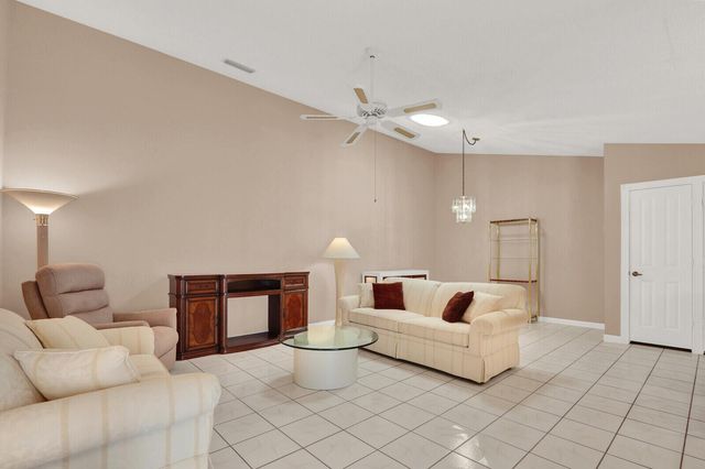 1255 NW Sun Terrace Circle 7b, Port St Lucie, FL 34986