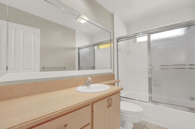 1255 NW Sun Terrace Circle 7b, Port St Lucie, FL 34986