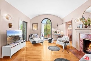 100 N Arden Boulevard, Los Angeles, CA 90004
