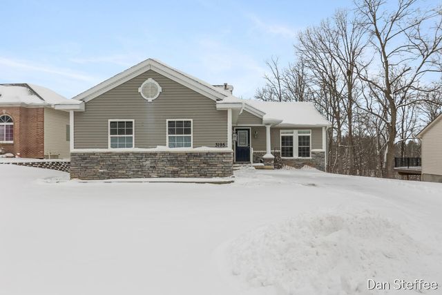3195 Nature View Drive SE, Grand Rapids, MI 49512
