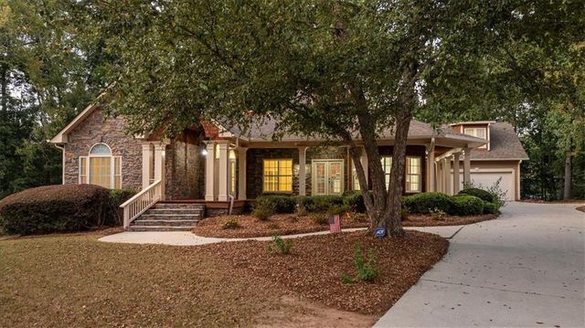 1805 Stephens Court, Monroe, GA 30656