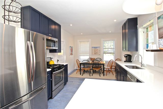 700 Thames Street, Newport, RI 02840