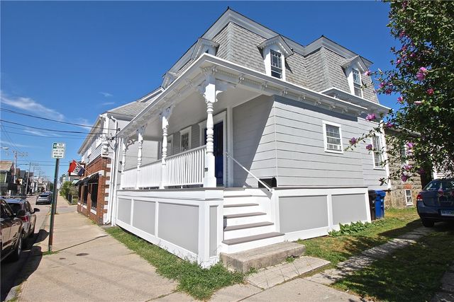700 Thames Street, Newport, RI 02840
