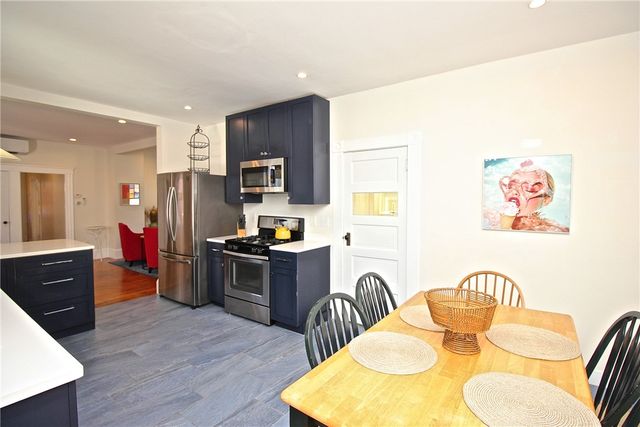 700 Thames Street, Newport, RI 02840