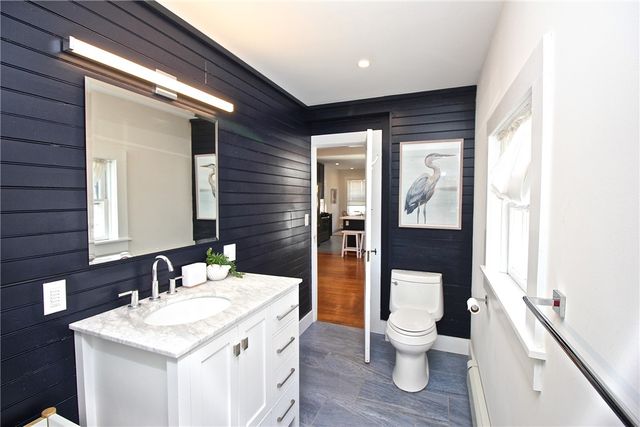 700 Thames Street, Newport, RI 02840