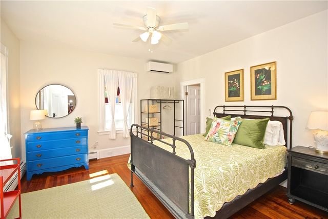 700 Thames Street, Newport, RI 02840