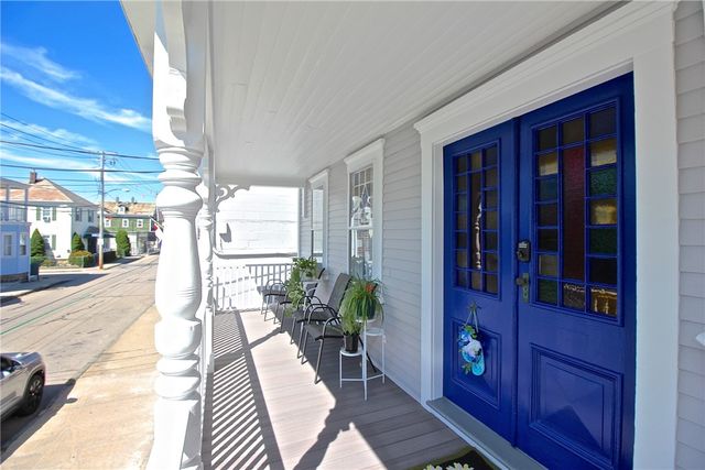 700 Thames Street, Newport, RI 02840