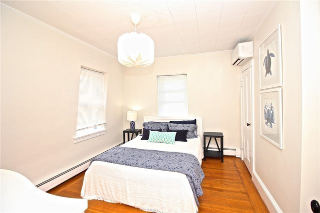 700 Thames Street, Newport, RI 02840