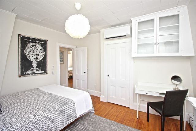 700 Thames Street, Newport, RI 02840