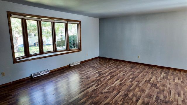 736 GREEN VALLEY AVENUE, Allouez, WI 54301
