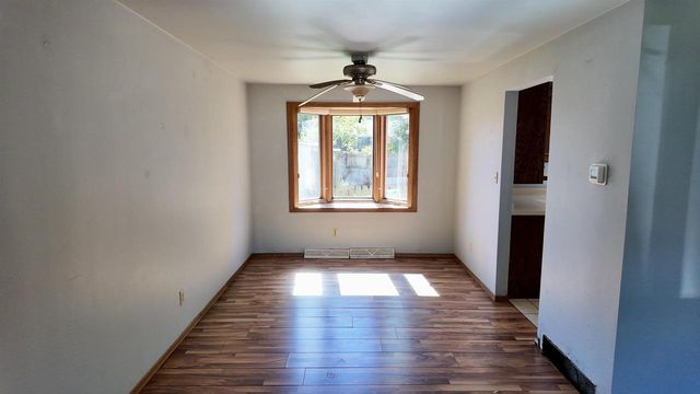 736 GREEN VALLEY AVENUE, Allouez, WI 54301