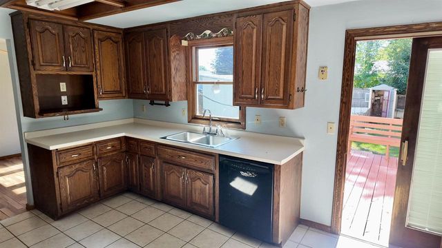 736 GREEN VALLEY AVENUE, Allouez, WI 54301