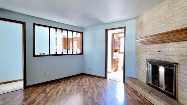736 GREEN VALLEY AVENUE, Allouez, WI 54301