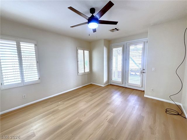 201 THURSTON Street, Henderson, NV 89074
