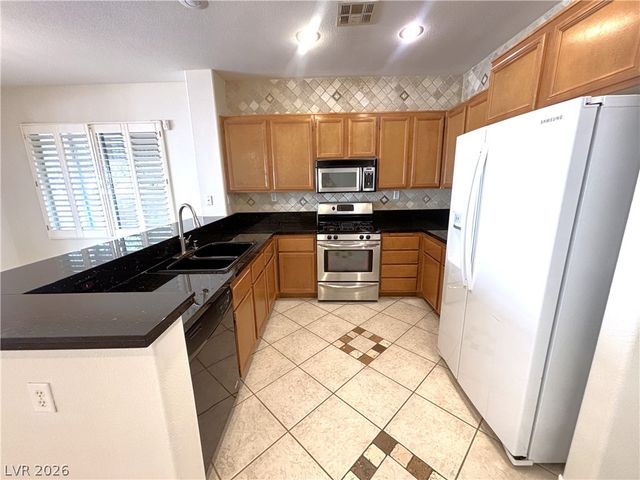 201 THURSTON Street, Henderson, NV 89074