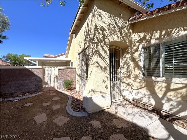 201 THURSTON Street, Henderson, NV 89074