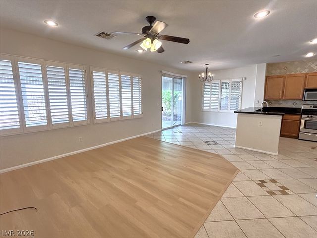 201 THURSTON Street, Henderson, NV 89074