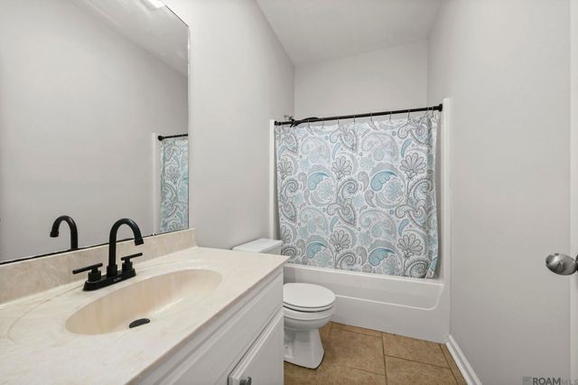 43236 Cypress Bend Ave, Gonzales, LA 70737