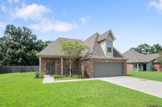 43236 Cypress Bend Ave, Gonzales, LA 70737