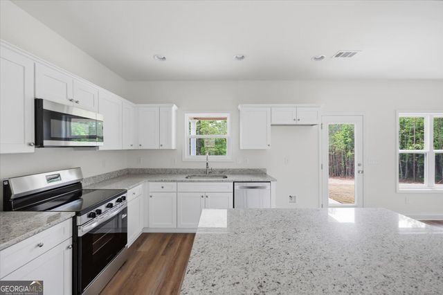 2778 Boxankle Road, Forsyth, GA 31029