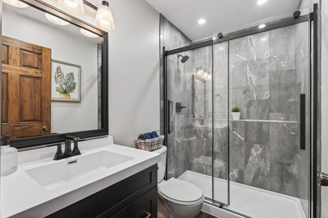 10633 Sumter Avenue N, Brooklyn Park, MN 55445