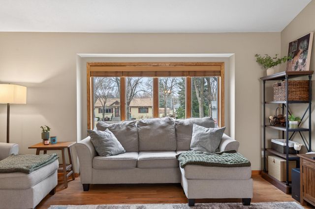 10633 Sumter Avenue N, Brooklyn Park, MN 55445