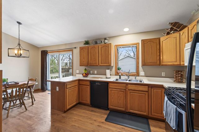 10633 Sumter Avenue N, Brooklyn Park, MN 55445