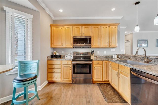 2302 Lake Retreat RD, Huddleston, VA 24104