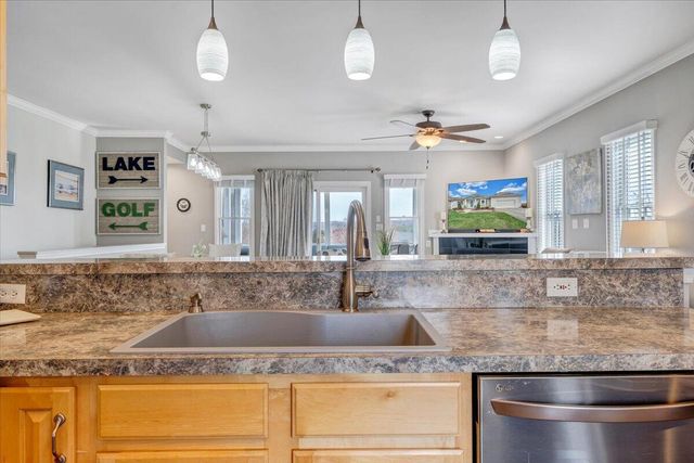 2302 Lake Retreat RD, Huddleston, VA 24104