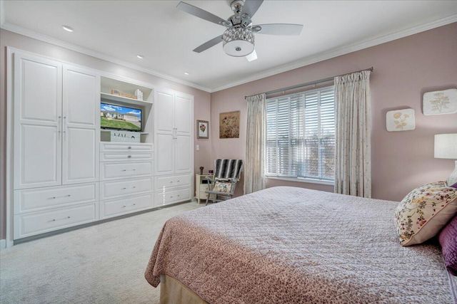 2302 Lake Retreat RD, Huddleston, VA 24104