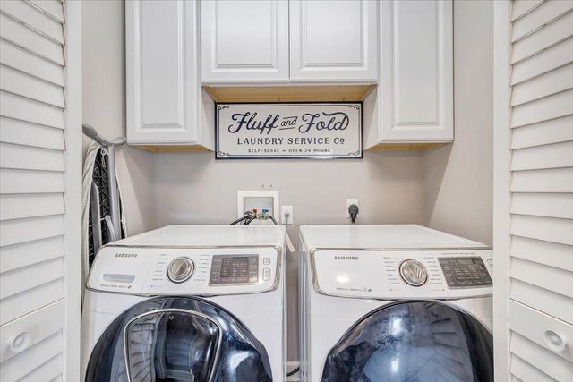 2302 Lake Retreat RD, Huddleston, VA 24104