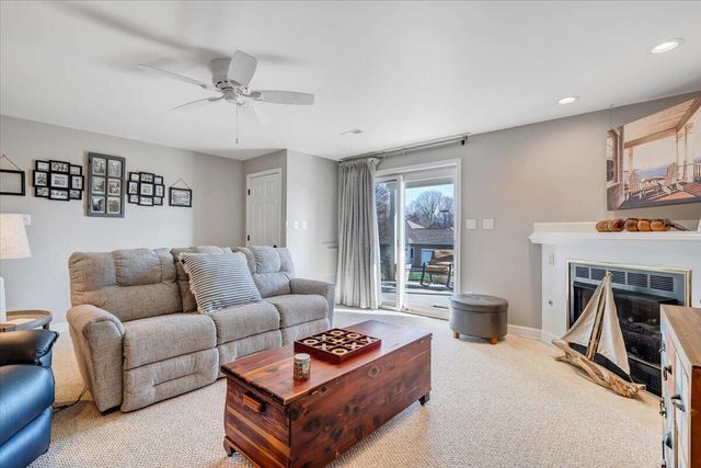 2302 Lake Retreat RD, Huddleston, VA 24104