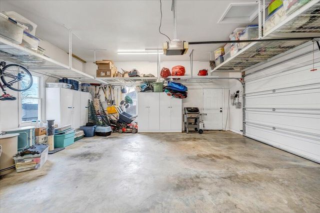 2302 Lake Retreat RD, Huddleston, VA 24104