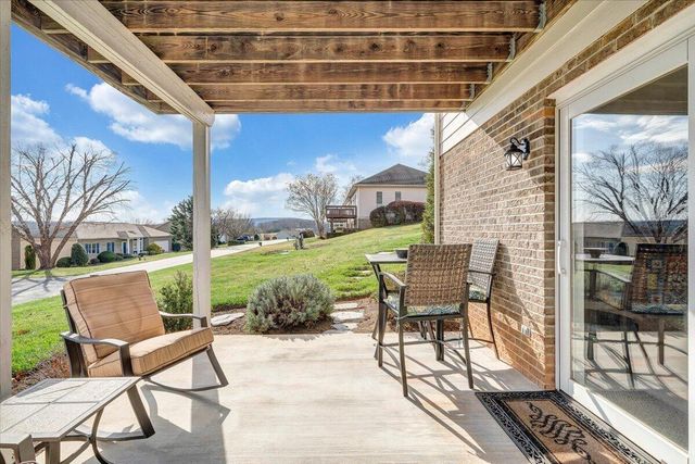 2302 Lake Retreat RD, Huddleston, VA 24104