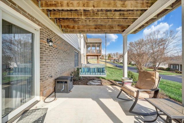 2302 Lake Retreat RD, Huddleston, VA 24104