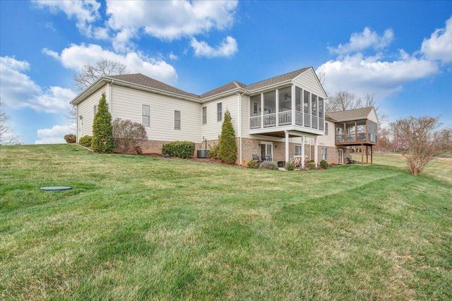2302 Lake Retreat RD, Huddleston, VA 24104