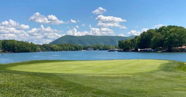 2302 Lake Retreat RD, Huddleston, VA 24104