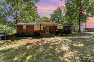 1018 Michigan Street, Kannapolis, NC 28083