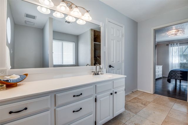 517 Seneca Drive, Waxahachie, TX 75165