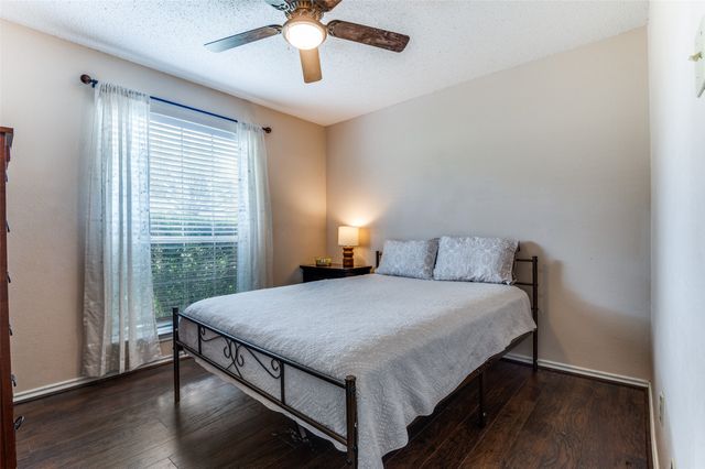 517 Seneca Drive, Waxahachie, TX 75165