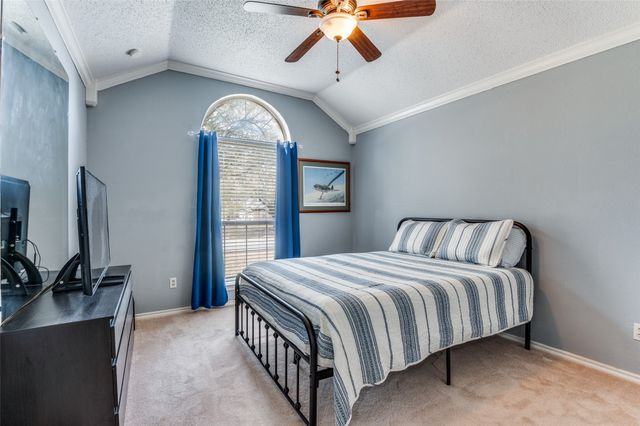 517 Seneca Drive, Waxahachie, TX 75165