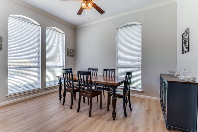 517 Seneca Drive, Waxahachie, TX 75165