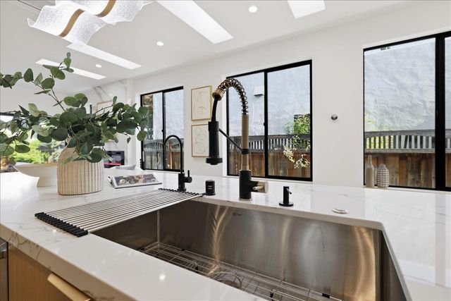 747 W Washington Avenue, Sunnyvale, CA 94086