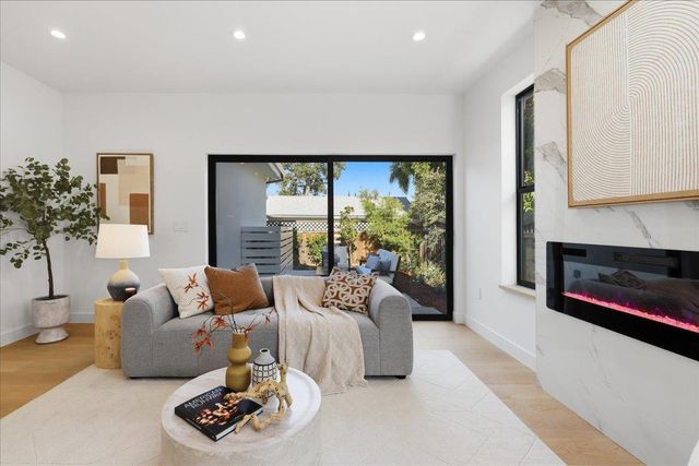 747 W Washington Avenue, Sunnyvale, CA 94086