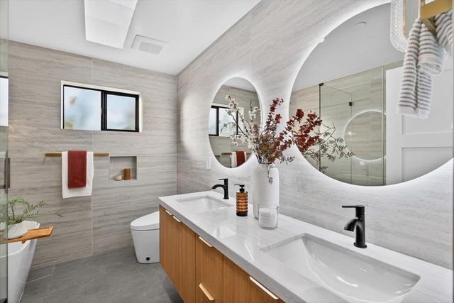 747 W Washington Avenue, Sunnyvale, CA 94086