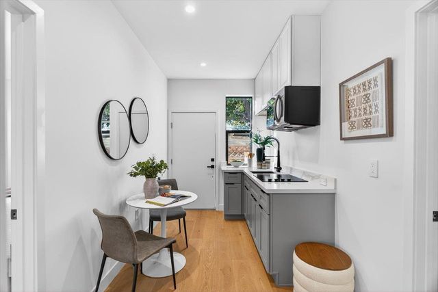 747 W Washington Avenue, Sunnyvale, CA 94086