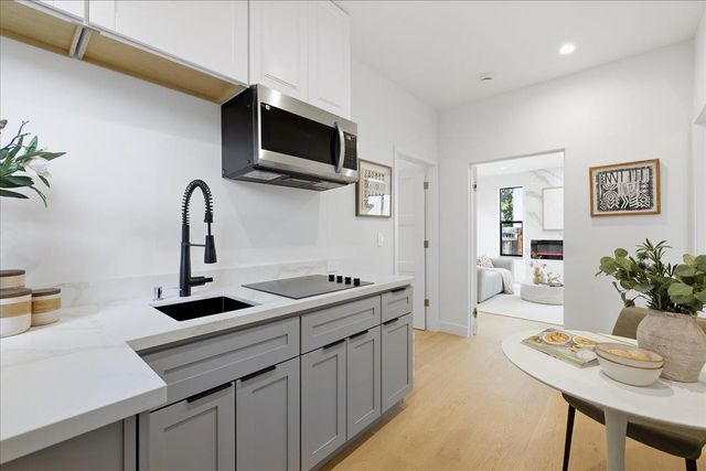 747 W Washington Avenue, Sunnyvale, CA 94086