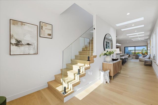 747 W Washington Avenue, Sunnyvale, CA 94086