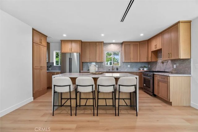 9970 Milano, Sun Valley, CA 91352