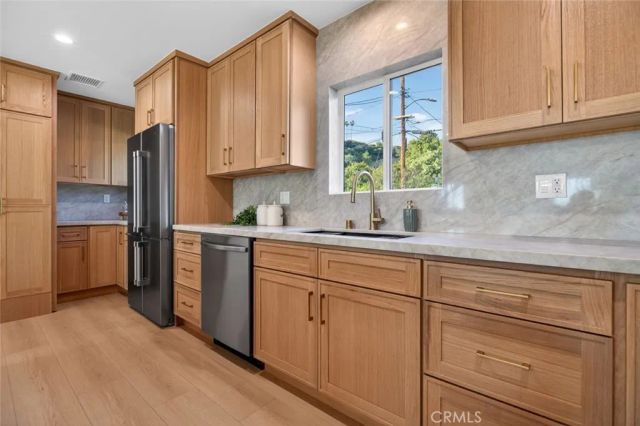 9970 Milano, Sun Valley, CA 91352
